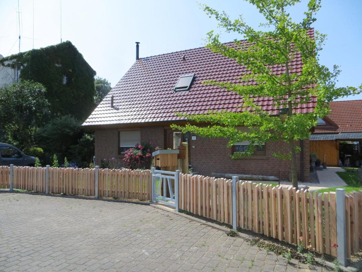Traditional Apartment Near Sea In Kuehlungsborn Exterior photo